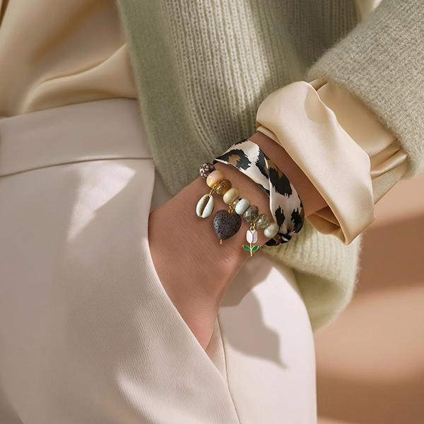 Sjaalketting panther pink