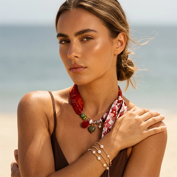 Sjaalketting Flower Square red